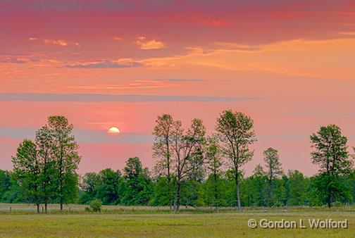 Sylvan Sunrise_25944-5.jpg - Photographed near Smiths Falls, Ontario, Canada.